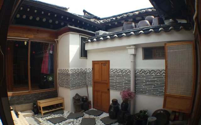 Bukchon Guesthouse