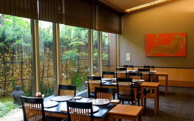 Okinawa Harborview Hotel