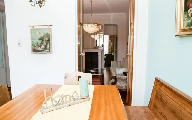 Marthas Veranda Apartment