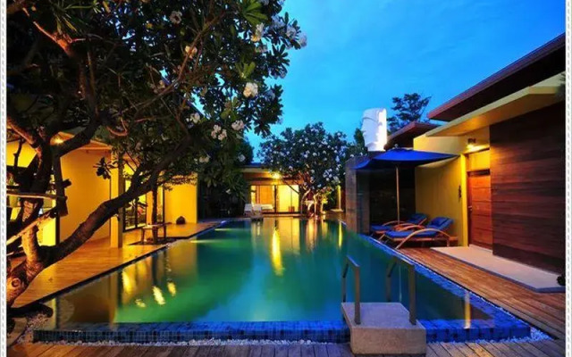 Capstone Resort