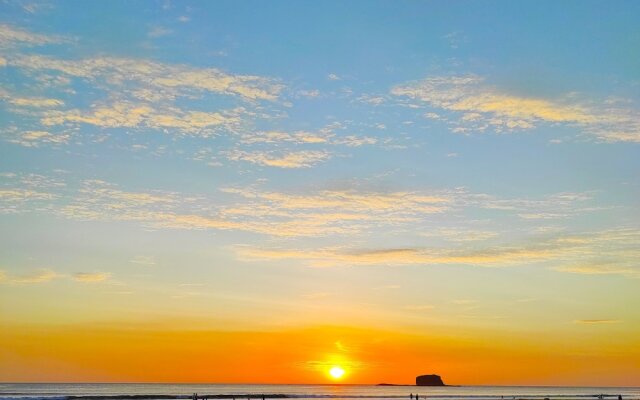 Playa Hermosa Ecolodge