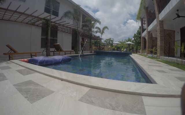 Abdi Hotel & Bungalow