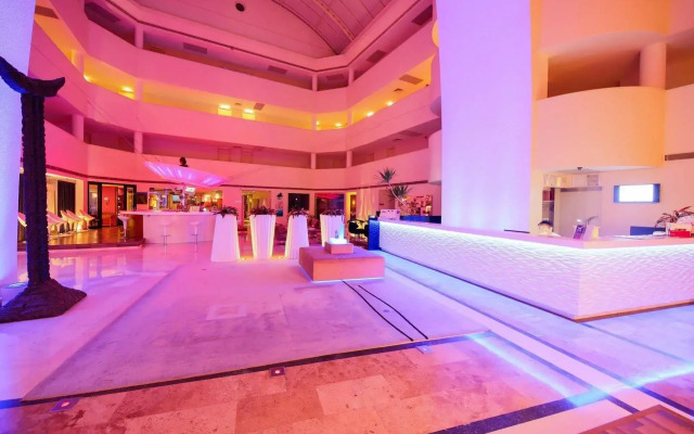 Sisus Marina Hotel
