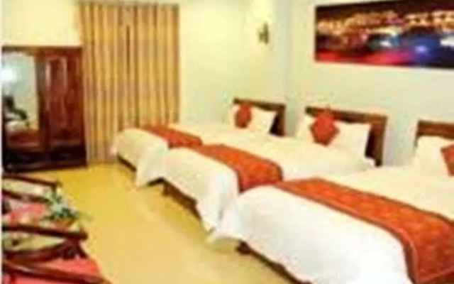 Hoang Du Hotel