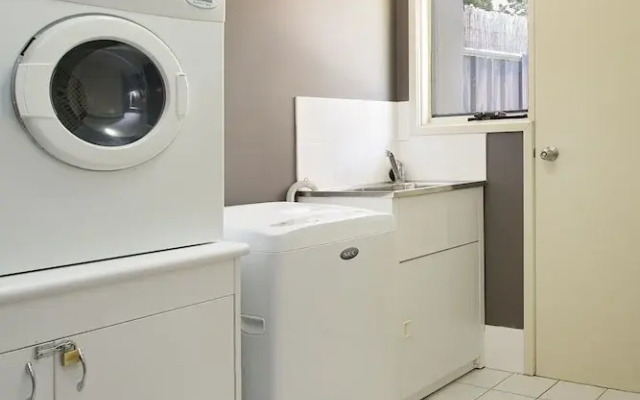 Acacia 2 - Luxurious Holiday Townhouse