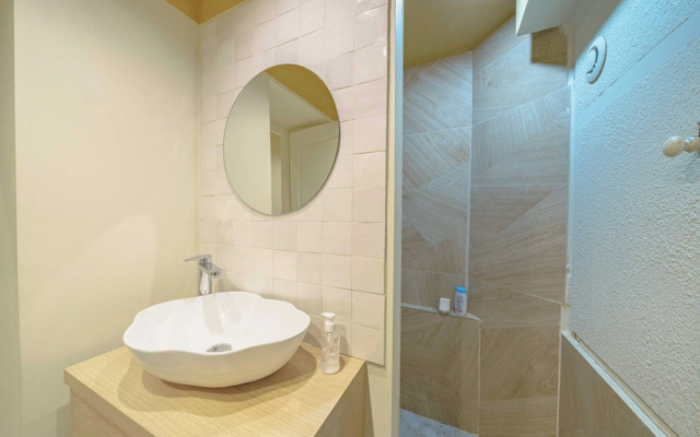 Family Apartment - 3 Bdr/6p - Near the Old Port