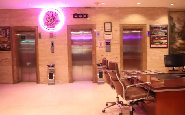 Best Western Sky City