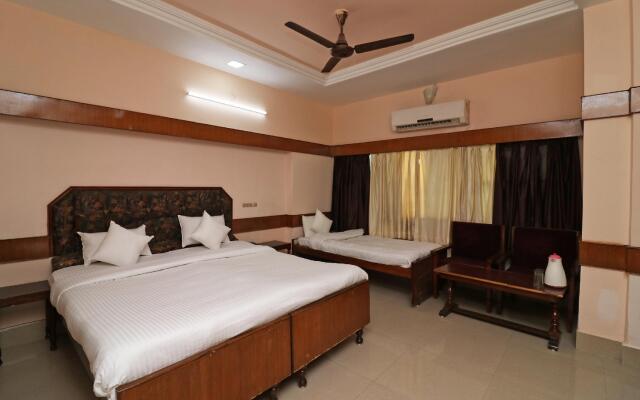 SPOT ON 37002 Hotel Natraj