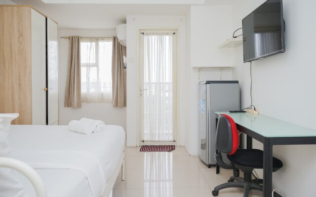 Comfort And Cozy Stay Studio Room At Baileys Apartment