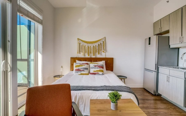 FRONTDESK Lakeview Green Apts Birmingham