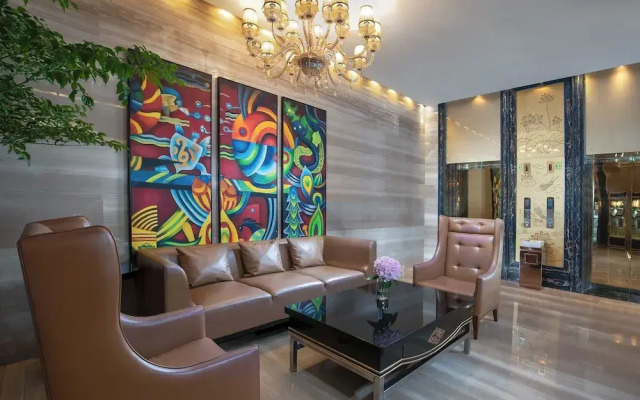 Fuqinglong Huatian Holiday Hotel