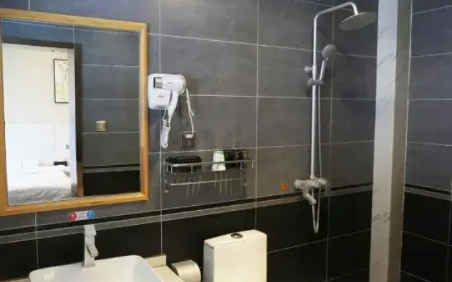 Xinzheng Yuzi Boutique Hotel (Huangdi Hometown)