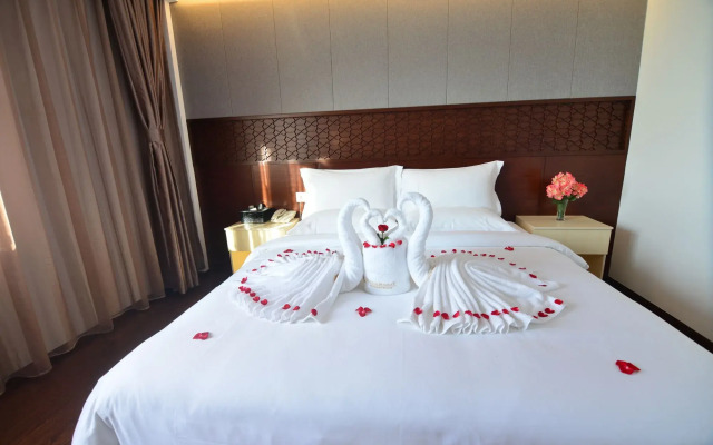 Royal Holiday Hotel