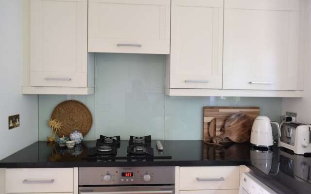 Chic 1 Bedroom Apartment In Fulham