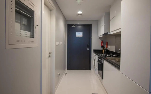 Premium Studio with Beautiful Golf Course View