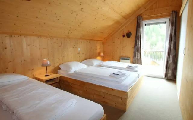 Luxurious Holiday Home in Stadl an der Mur with Hot Tub