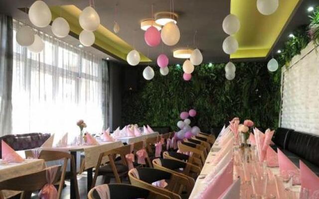 Vival Hotel