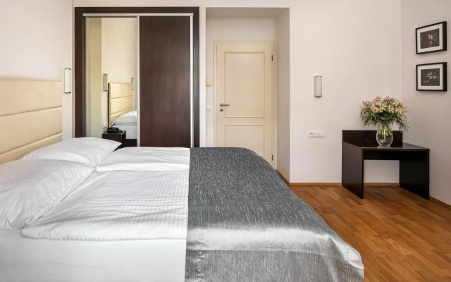Hotel Unique