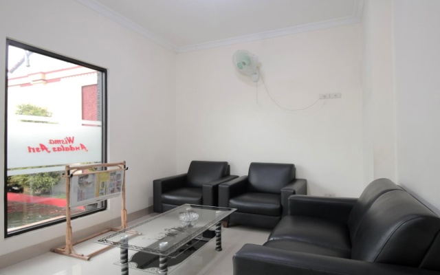 OYO 765 Wisma Andalas Asri Syariah – Guest Rooms – Bandar Lampung