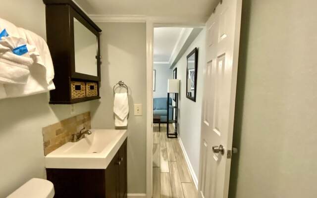 Beachview Condominiums by ALBVR