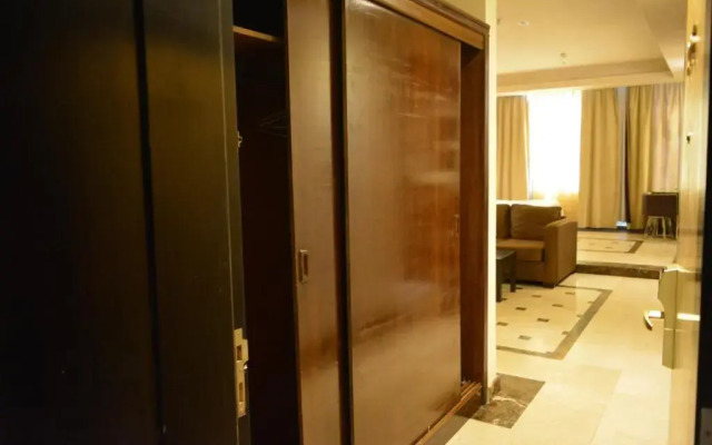 Nomas Aparthotel