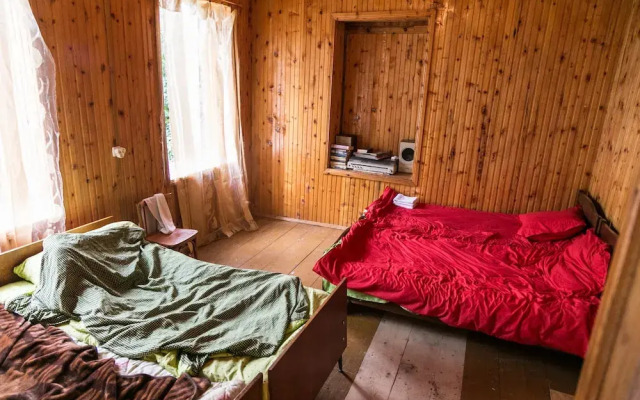 Lia Jamdelianis Guest House