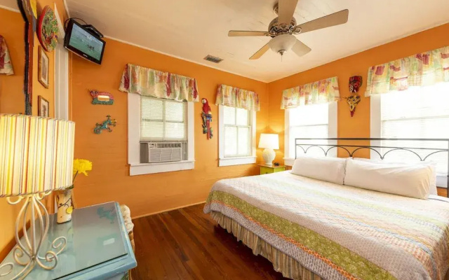 Knowles House B&B