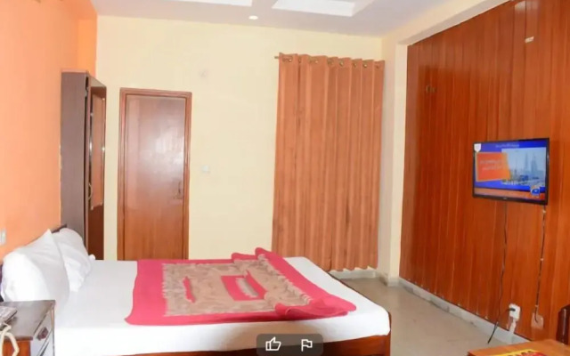Hotel Alpine Faizabad