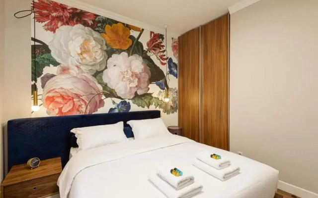 Urban chic 2bdrm aptmt close to the city centre
