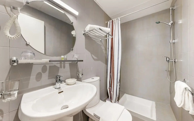 Crystal Hotel