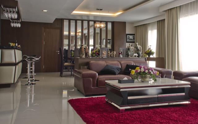 Ijen Suites Hotel