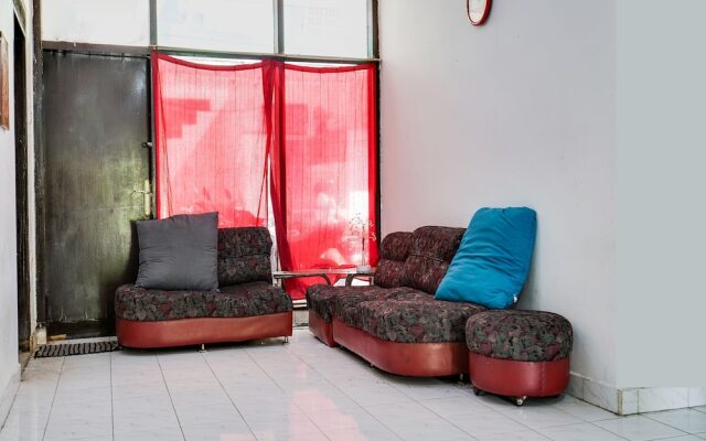 SPOT ON 91775 Pondok 14 Syariah