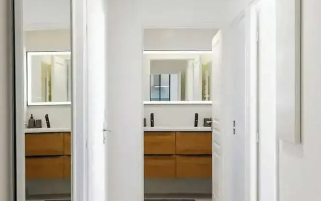 Magnificent Modern 2 Bedrooms Apartment - Castellane District