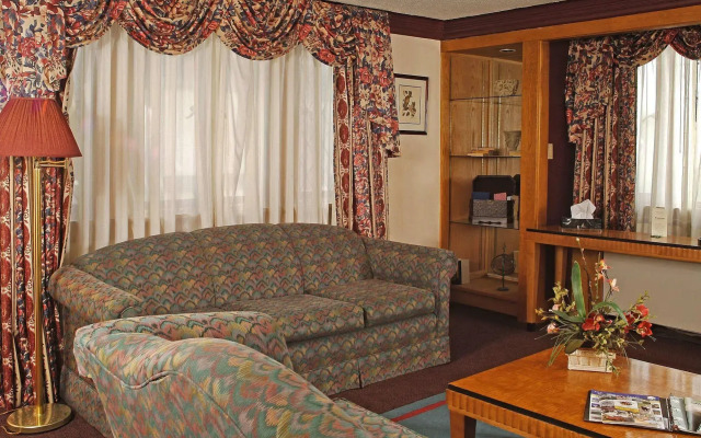 Punderson Manor Lodge and Conference Center