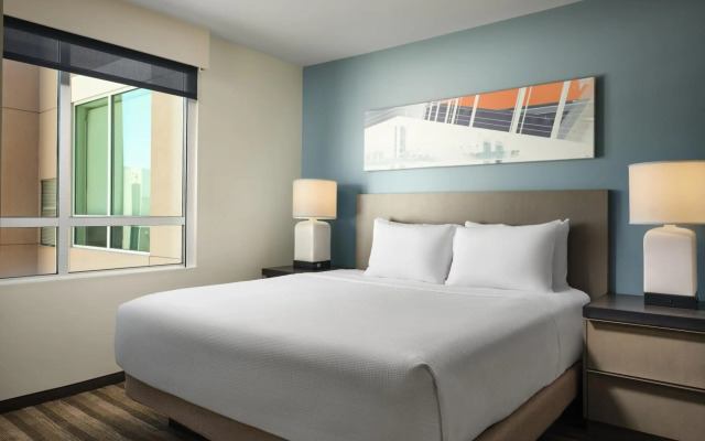 Hyatt House LA - University Medical Center