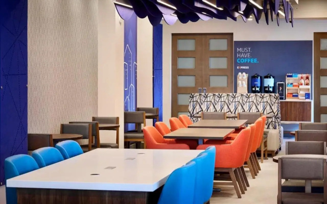 Holiday Inn Express Hamilton Upper James by IHG
