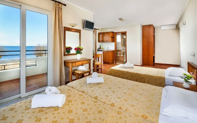 Panos Beach Hotel