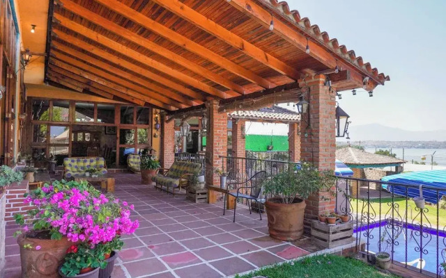 Casa Cayetana Colonial - Frente al lago