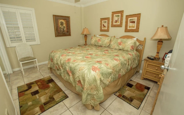 Inlet Reef 606 2 Bedroom Condo by RedAwning