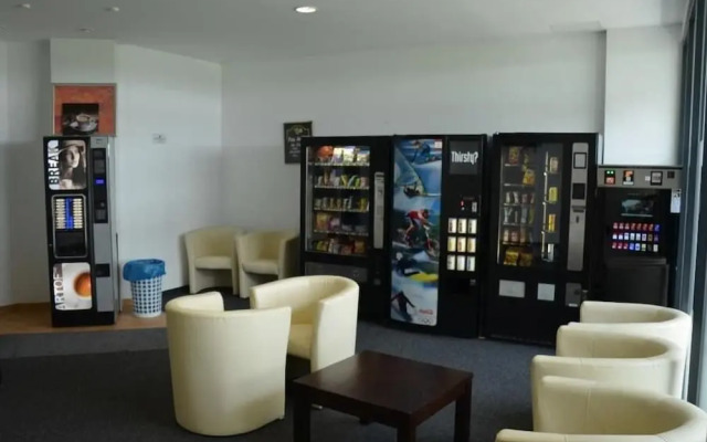 Low Budget Hostel
