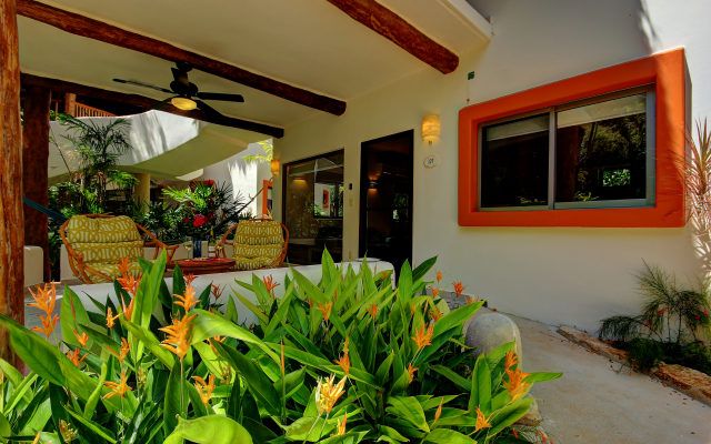 Riviera Maya Suites