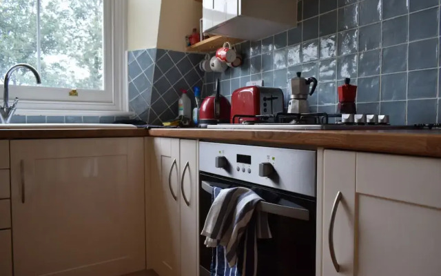 1 Bedroom Apartment By Clapham Common