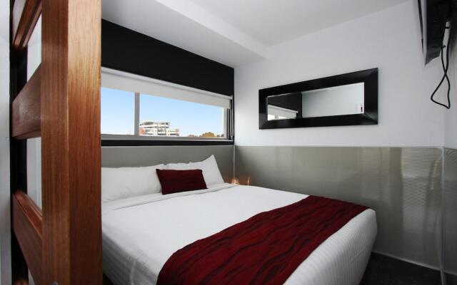 Honeysuckle Executive Apartments