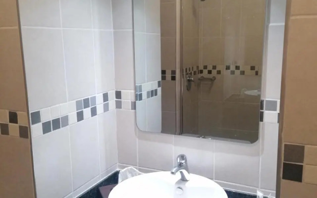 Beachfront Dream 256 Brookes Hill Suites