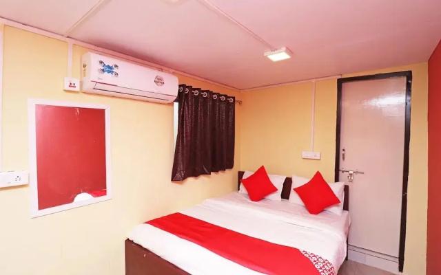 People's Castle By OYO Rooms