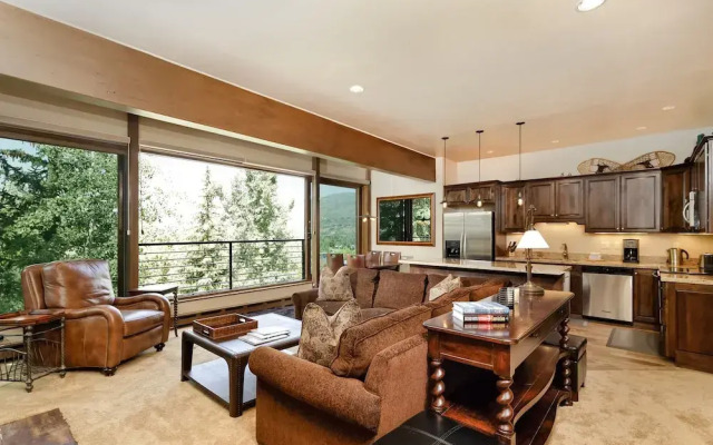 Durant Condominiums by Frias