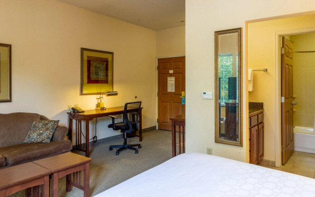 Staybridge Suites Philadelphia Valley Forge 422 by IHG