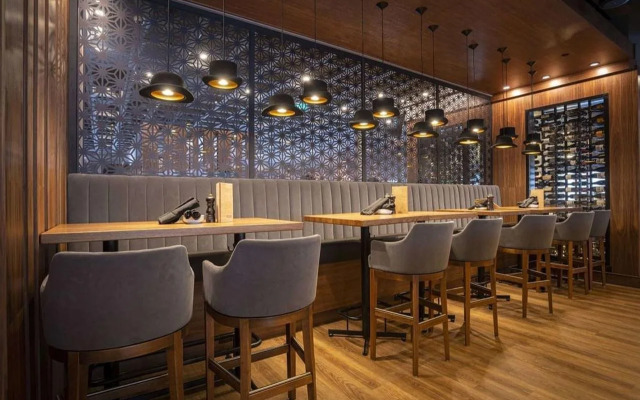 Sandman Signature Sherwood Park Hotel