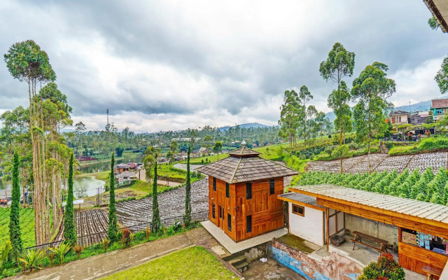 Hotel O Artana Bed and Breakfast.NearSitu Cileunca
