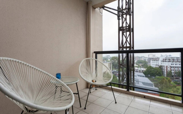 Surry Hills 1 Bedroom Apartment. in Convenient Location